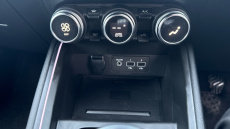 Renault Clio 1.0 TCe 90 Lutecia SE 5dr Petrol Hatchback